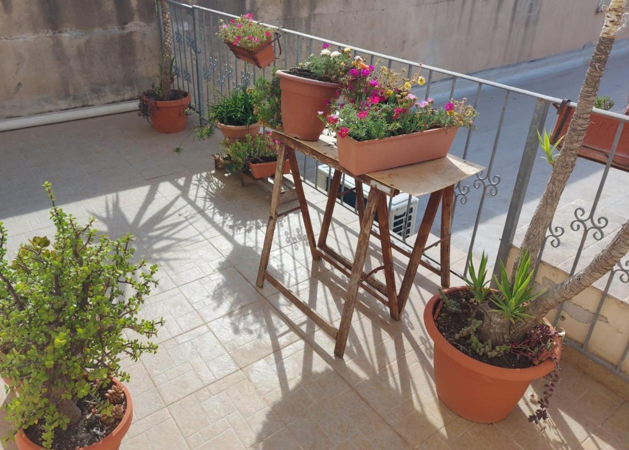 Sette33- Appartamento Centrale, 2 Camere , Terrazzo , Ben Servito Alghero Extérieur photo